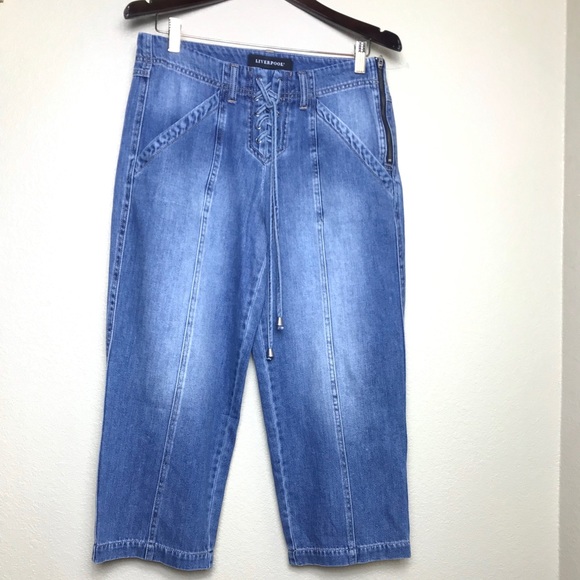 Liverpool || Denim Capri Jeans Pants - Picture 2 of 9